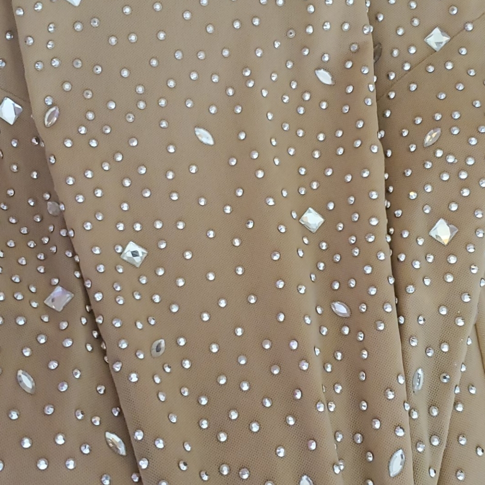 New with tag Blashe nude dress size M - Picture 8 of 10